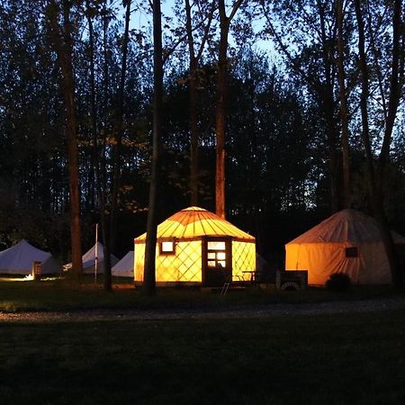 Oeko Kemping Es Glamping Tiszadada Εξωτερικό φωτογραφία