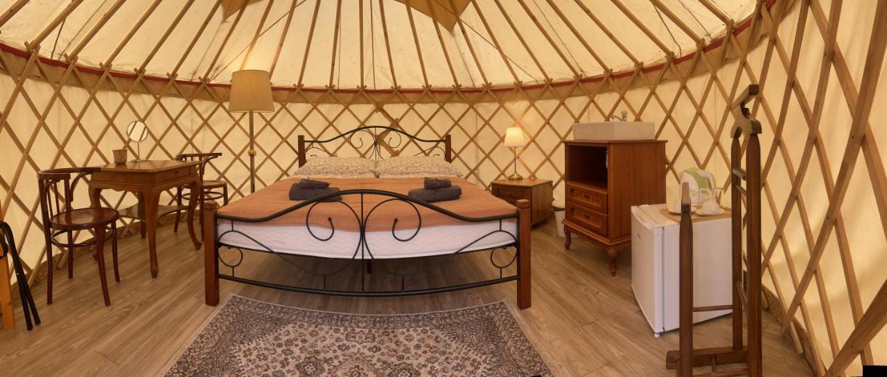 Oeko Kemping Es Glamping Tiszadada Εξωτερικό φωτογραφία